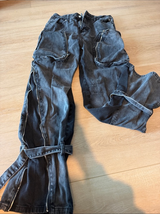 Maniere De Voir Pants - Maniere De Voir Black Straight Cargo Jeans with Zip Details